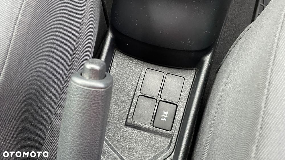 Toyota Yaris 1.0 VVT-i Edition 2014 - 33