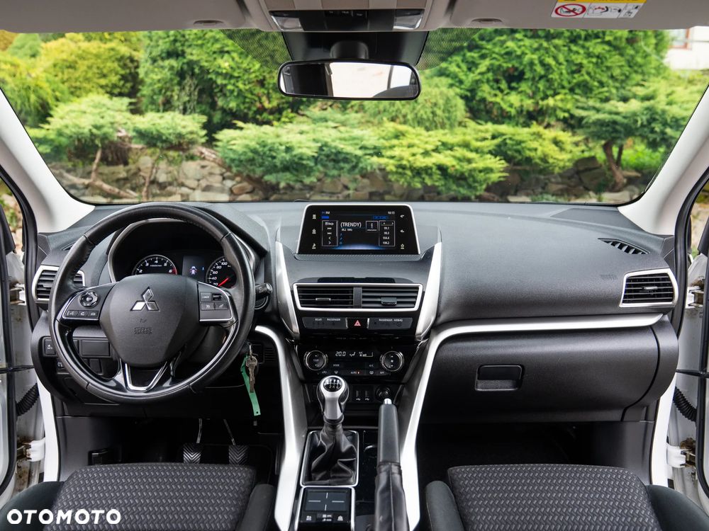 Mitsubishi Eclipse Cross 1.5 T Intense - 33