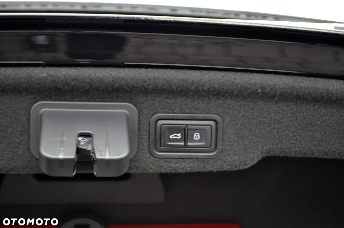 Audi A8 3.0 TDI clean diesel L Quattro - 30