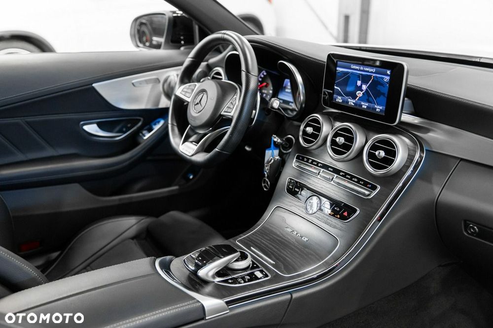 Mercedes-Benz Klasa C AMG 63 AMG Speedshift MCT 9G - 37