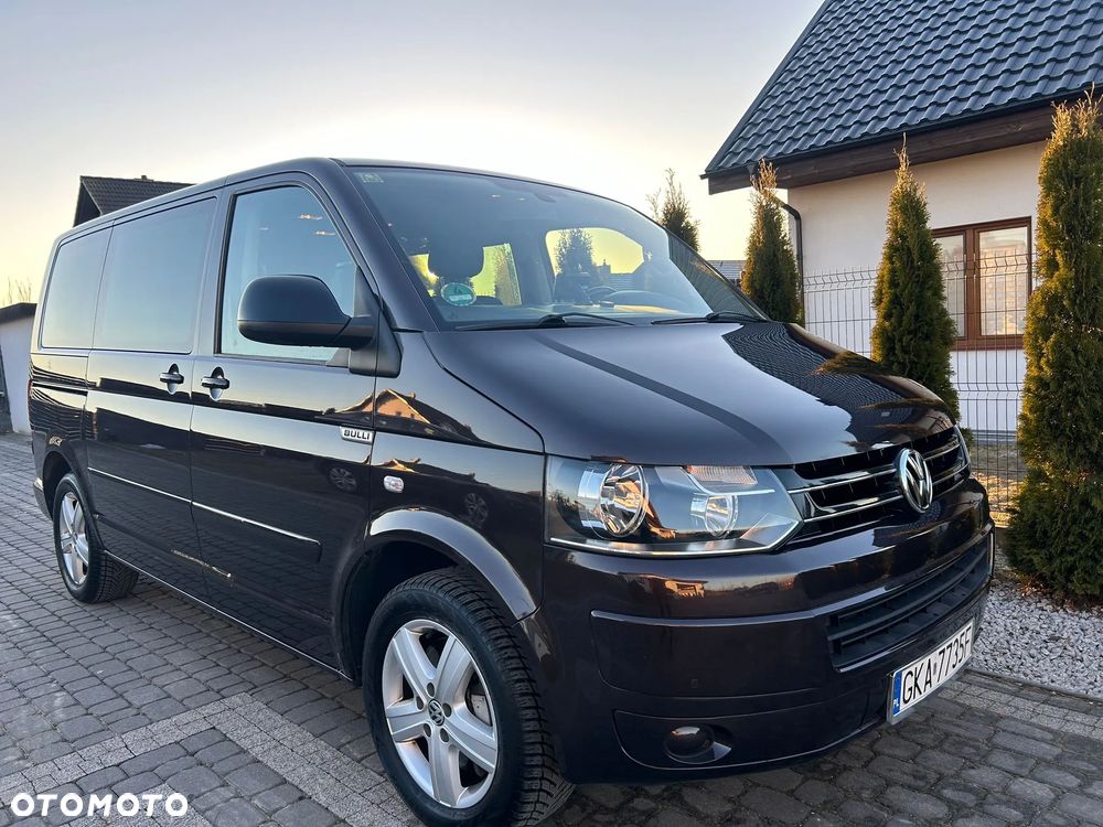 Volkswagen Caravelle - 31