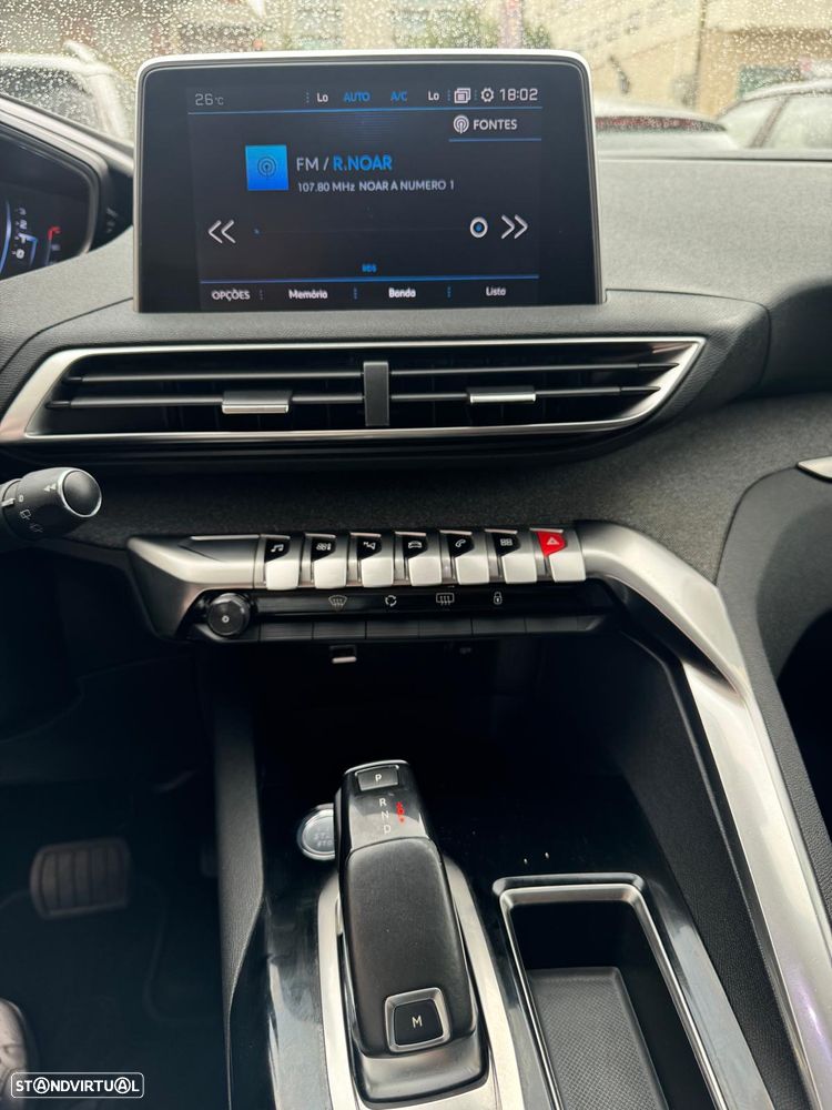 Peugeot 3008 PureTech 130 Stop & Start GPF EAT8 Allure Pack - 12