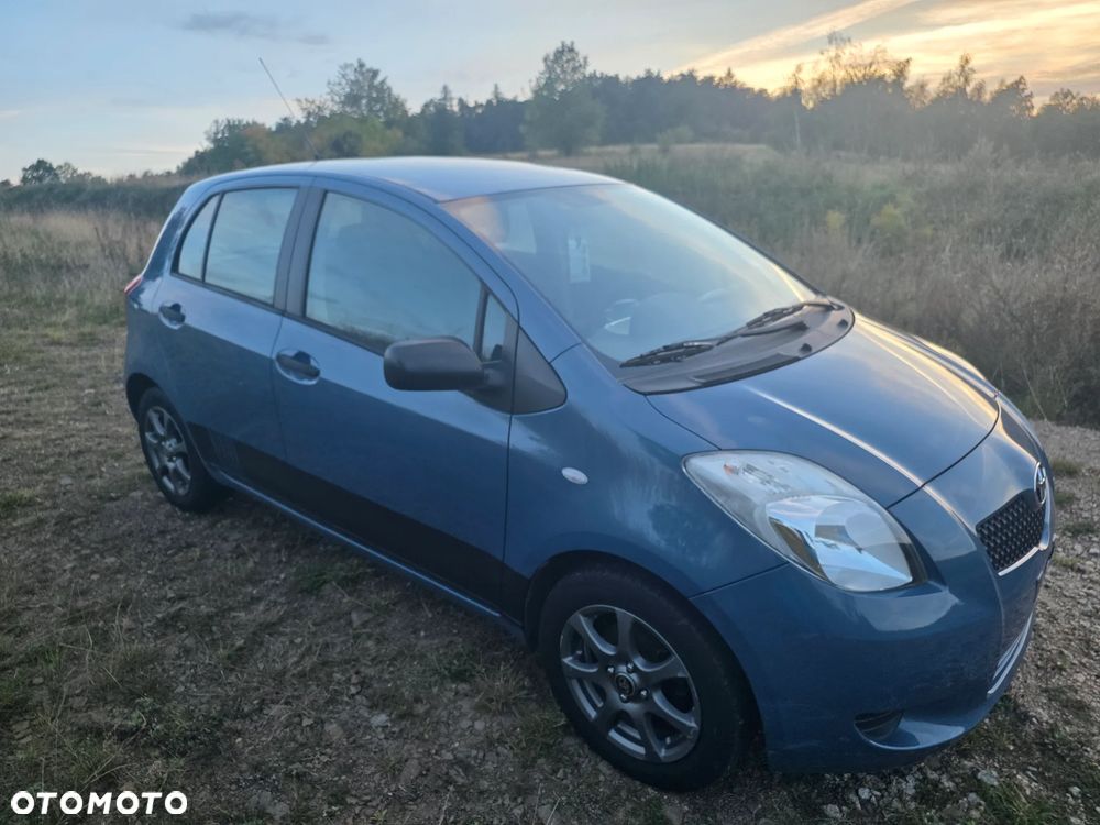 Toyota Yaris - 3