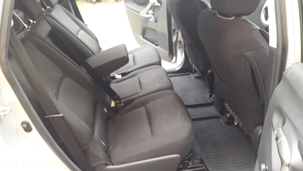 Toyota Verso 1.6 5-Sitzer - 31