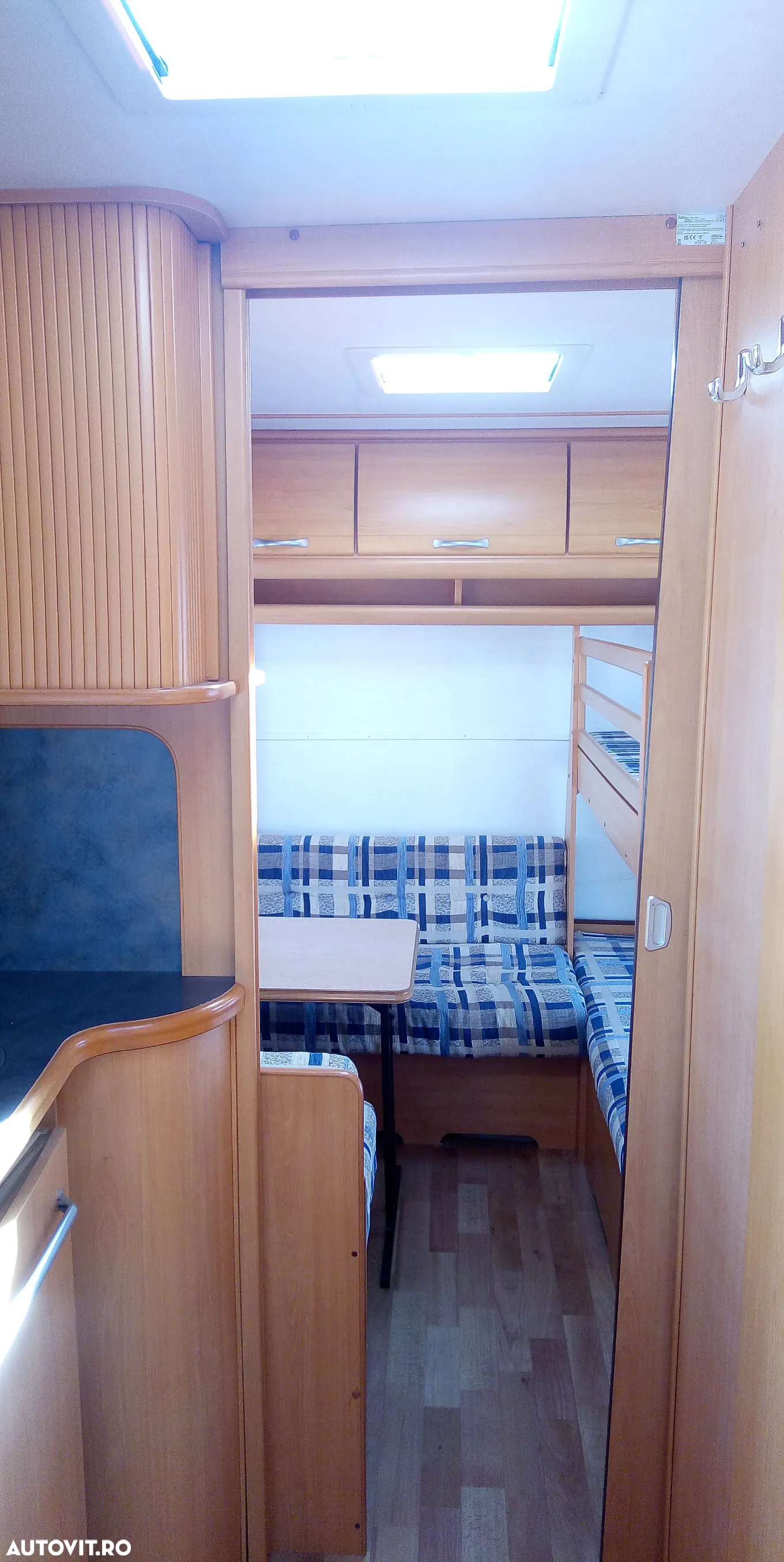 Alta LMC 495k (Lord Munsterland Caravans) - 6