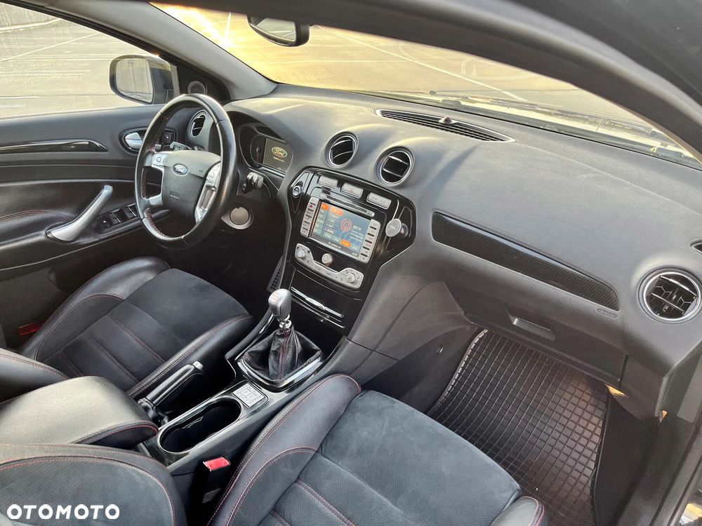 Ford Mondeo 2.5 Titanium S - 16