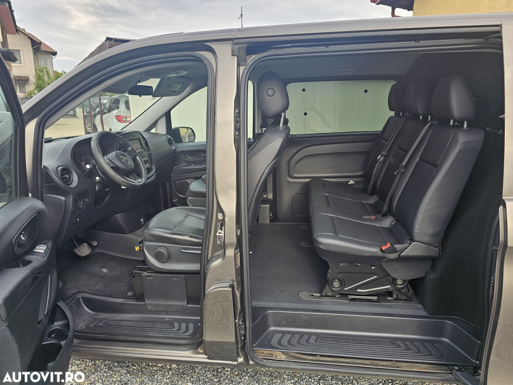 Mercedes-Benz Vito 114 CDI - AUTOMAT - MIXT - 5 locuri + spatiu marfa - 5