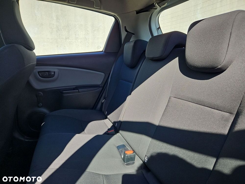 Toyota Yaris - 18
