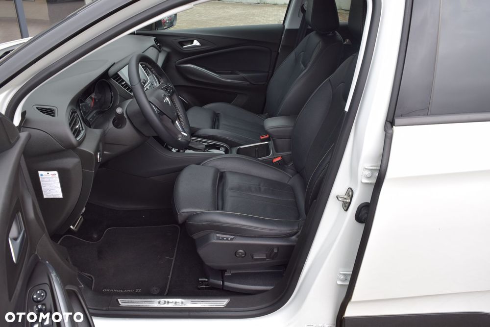 Opel Grandland X 1.6 Start/Stop Automatik Ultimate - 17