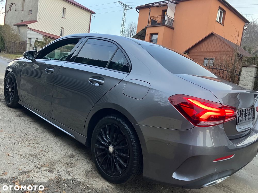 Mercedes-Benz Klasa A 180 7G-DCT AMG Line - 7