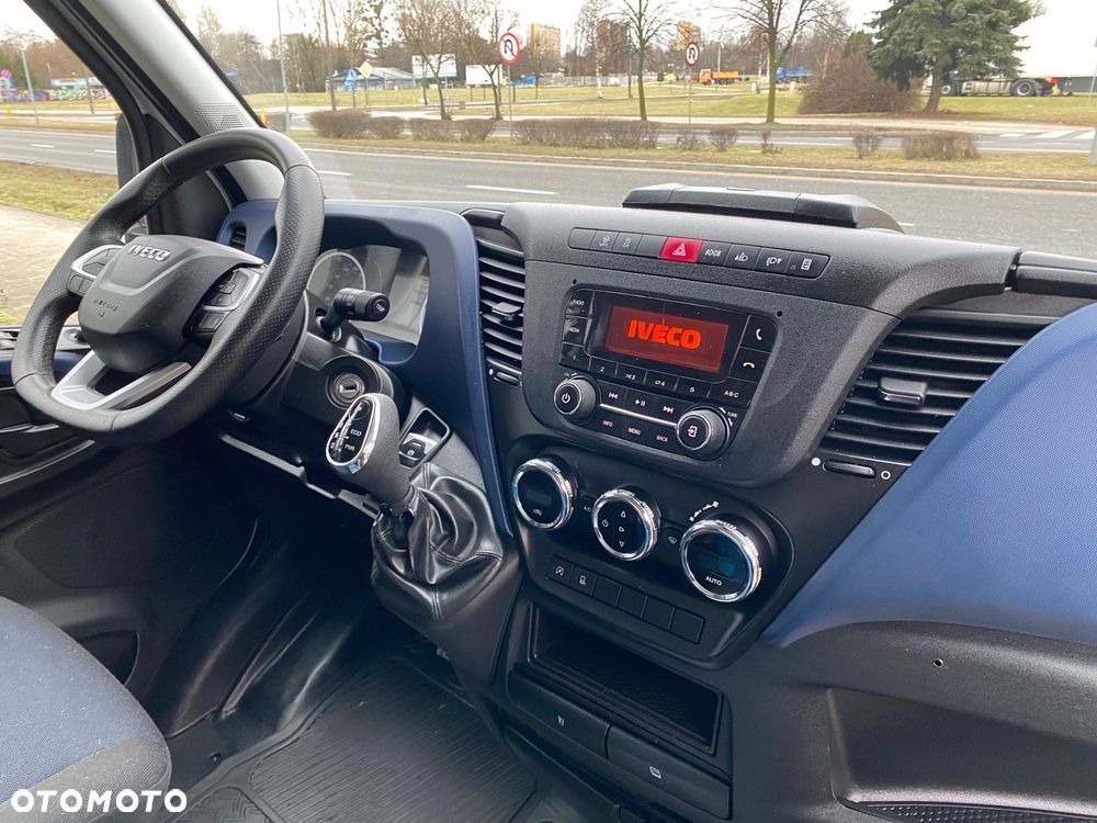 Iveco DAILY 35-140 HI-MATIC KONTENER CHŁODNIA MROŹNIA NISKI PRZEBIEG - 40