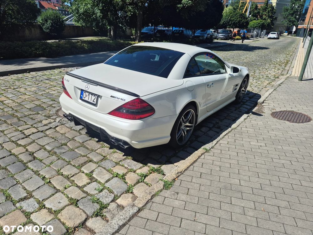 Mercedes-Benz SL 63 AMG - 4