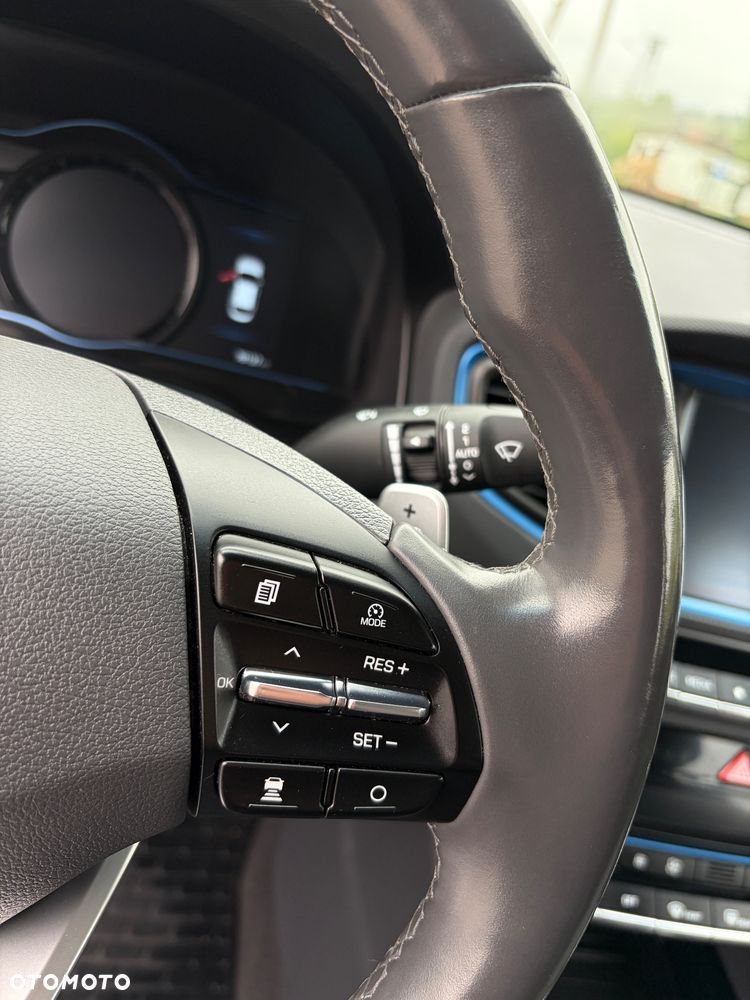 Hyundai IONIQ Plug-in hybrid Premium - 34