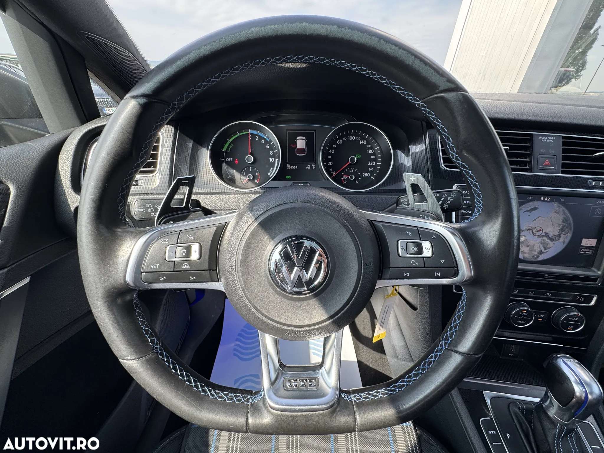 Volkswagen Golf GTE - 29
