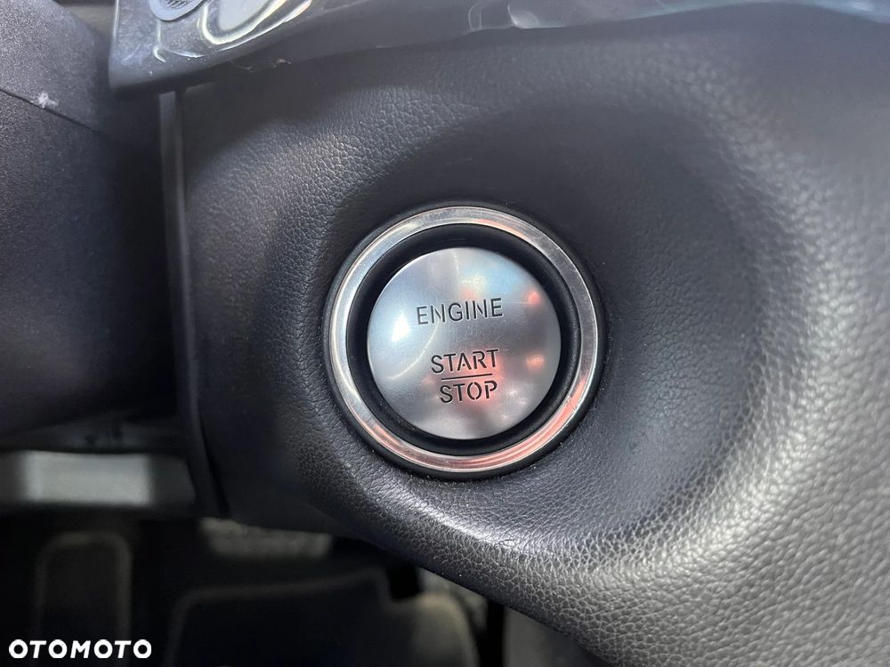 Mercedes-Benz CLS 500 4Matic 7G-TRONIC - 35