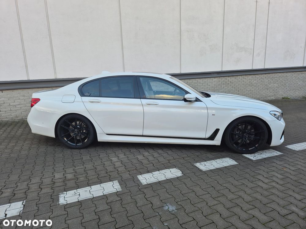BMW Seria 7 740d xDrive - 4