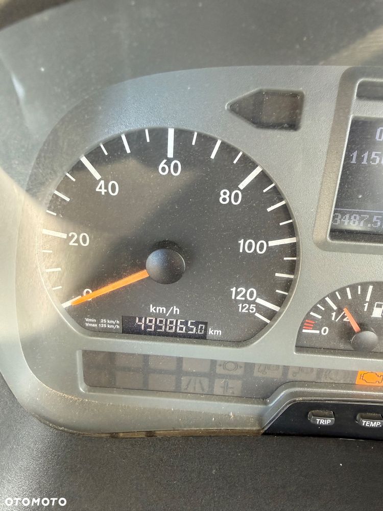 Mercedes-Benz Axor - 8