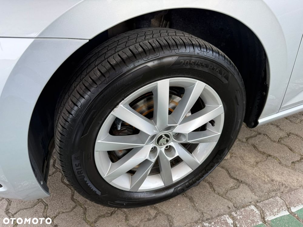Skoda Scala 1.0 TSI Ambition - 8
