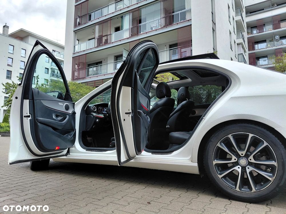 Mercedes-Benz Klasa E 220 d 9G-TRONIC - 2