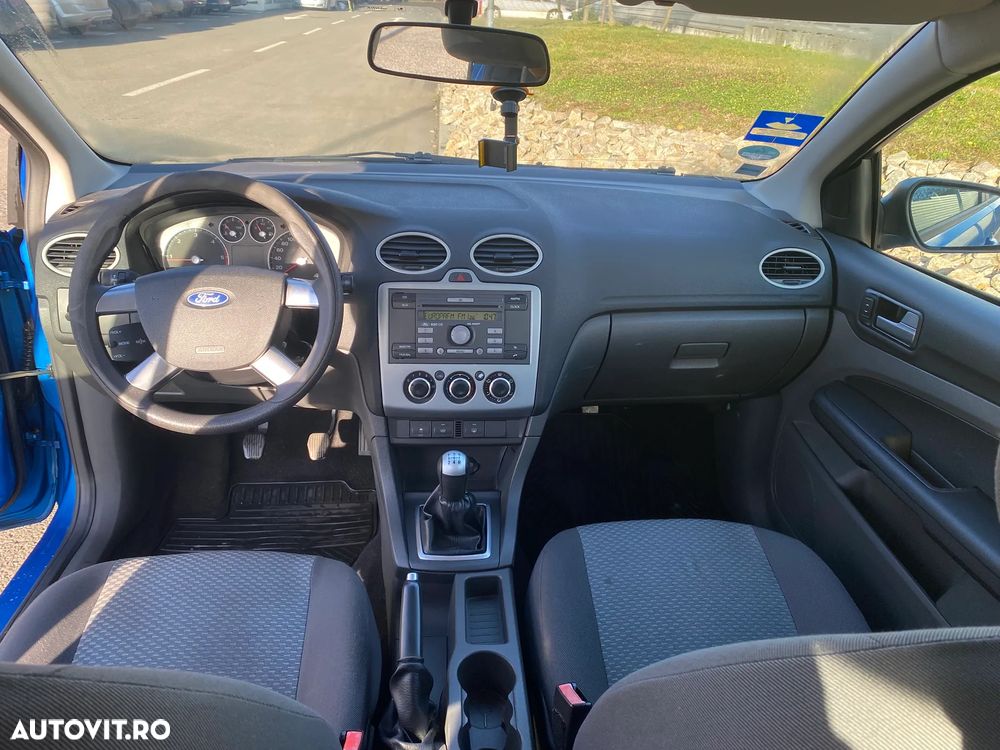 Ford Focus 1.6 TDCi Trend - 9