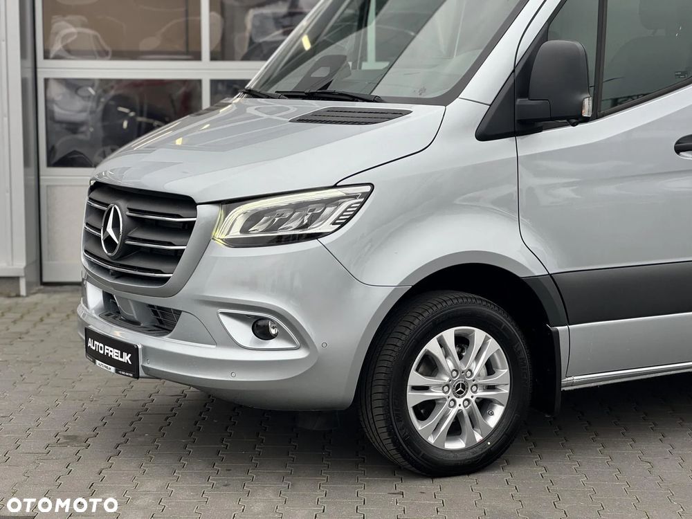 Mercedes-Benz Sprinter - 5