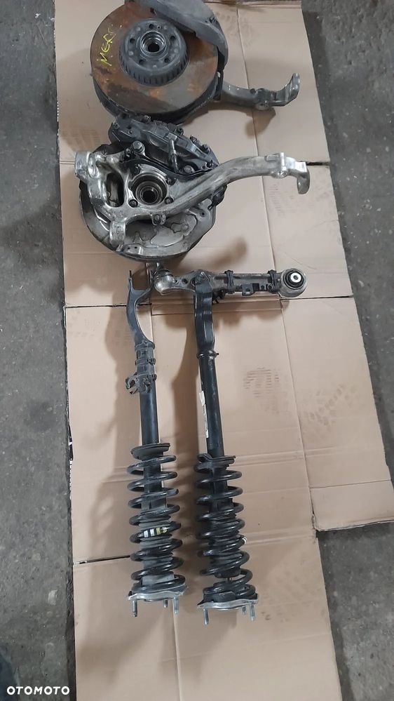 Mercedes Benz GLC 2.0 CGI 15r zwrotnika amortyzator przód lewy prawy - 1