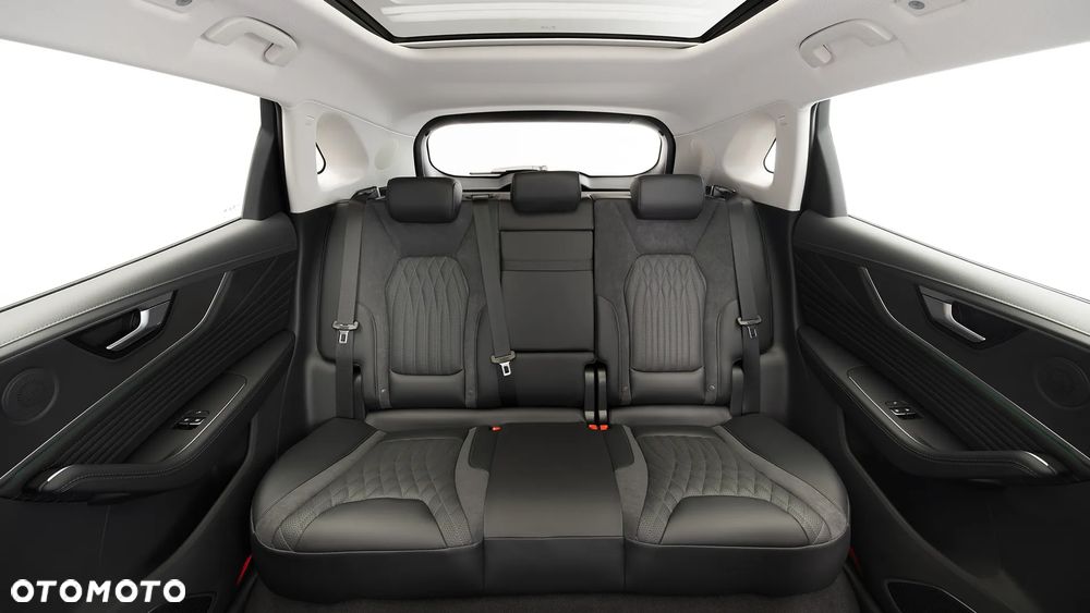 Hongqi HS5 2.0T Executive AWD - 13