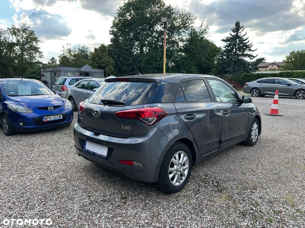 Hyundai i20 1.2 GO - 8
