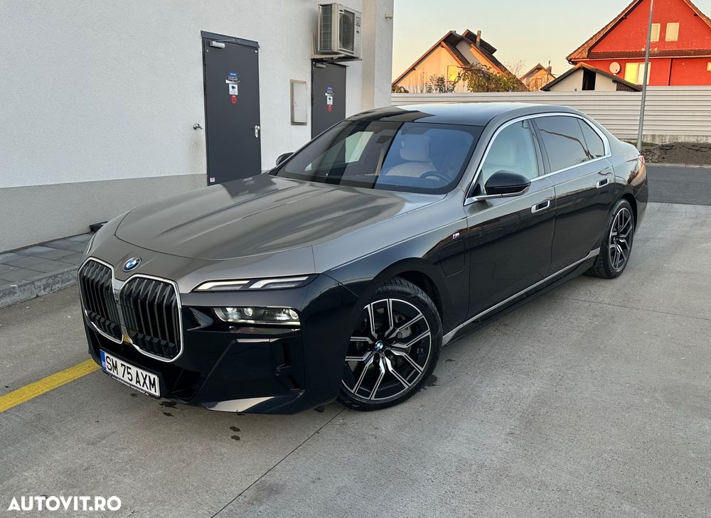 BMW Seria 7 - 11