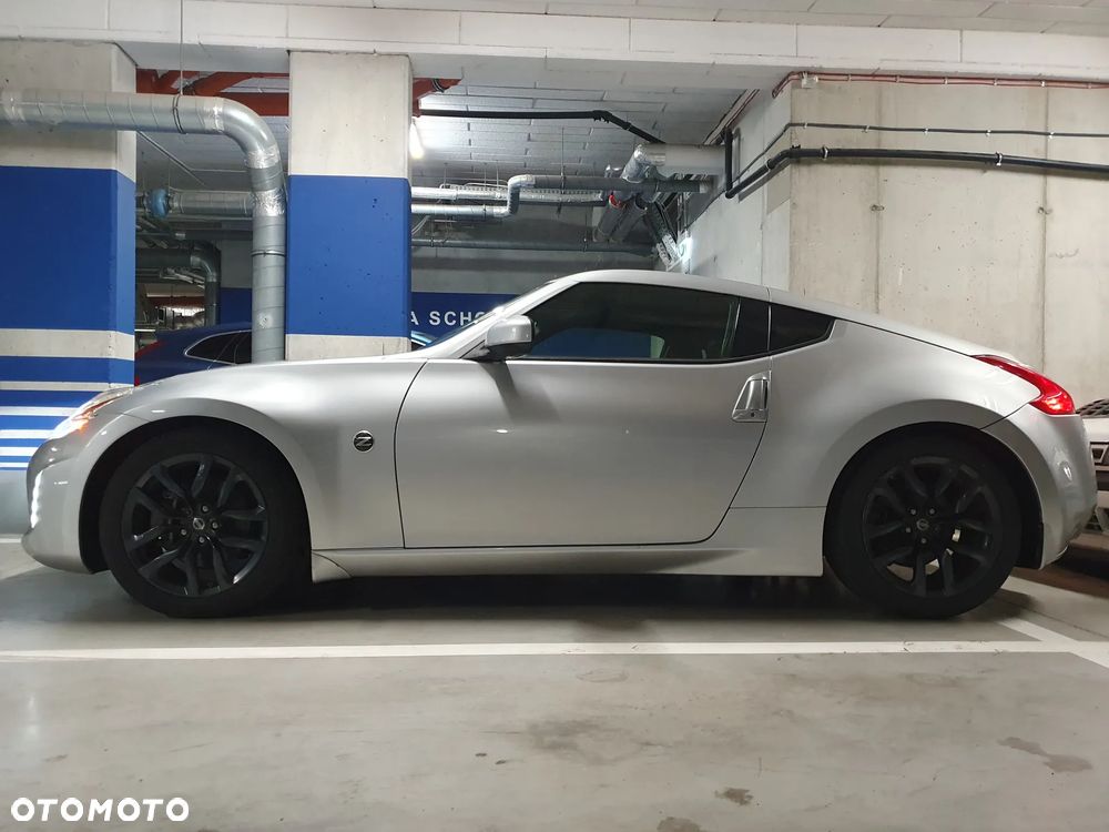 Nissan 370 Z 3.7 V6 Premium - 4