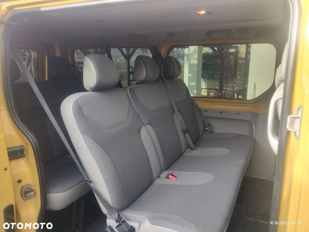 Opel Vivaro L2H1 2.9t - 7
