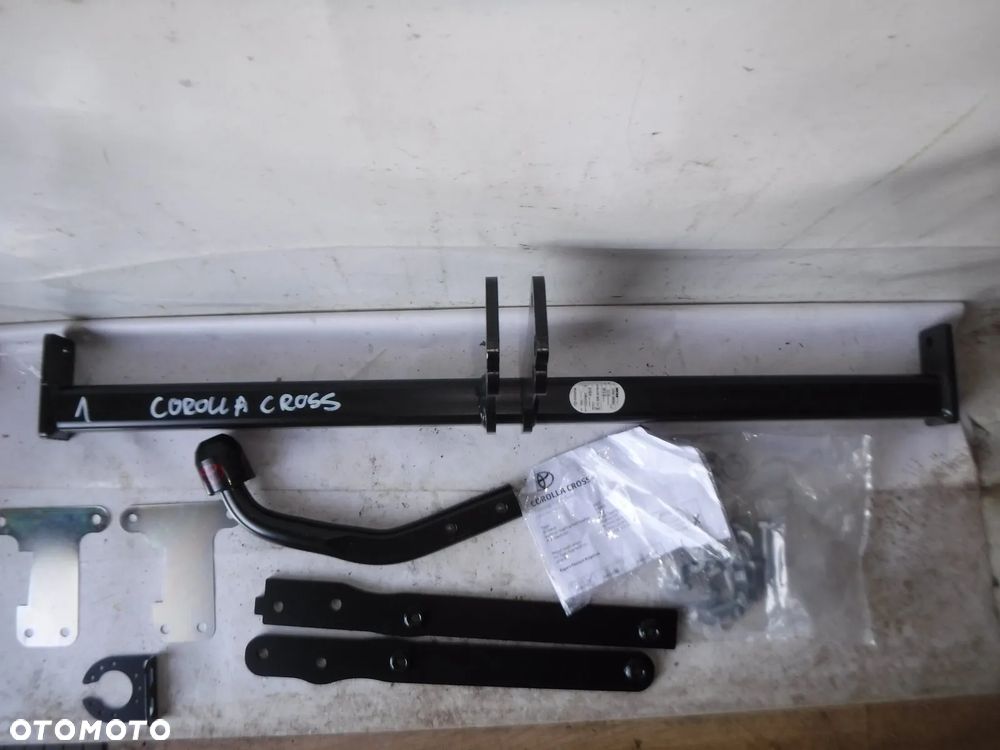 toyota corolla cross 21r- hak holowniczy nowy oryginał - 6