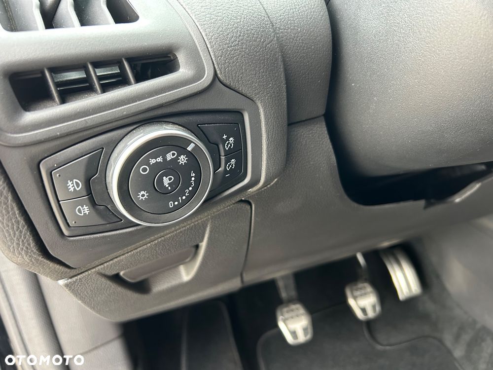 Ford Focus 1.0 EcoBoost Start-Stopp-System ST-LINE STYLE - 30