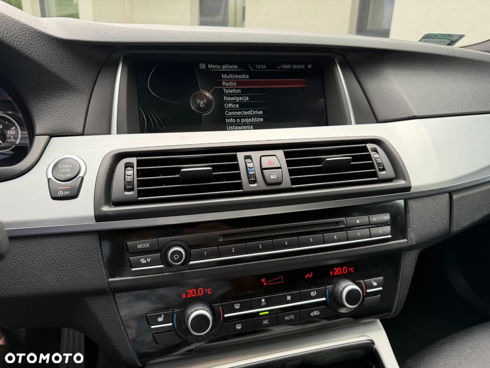 BMW Seria 5 520d xDrive - 9