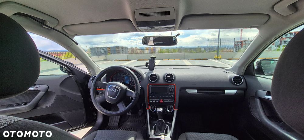 Audi A3 Sportback 1.9 TDI DPF Attraction - 17