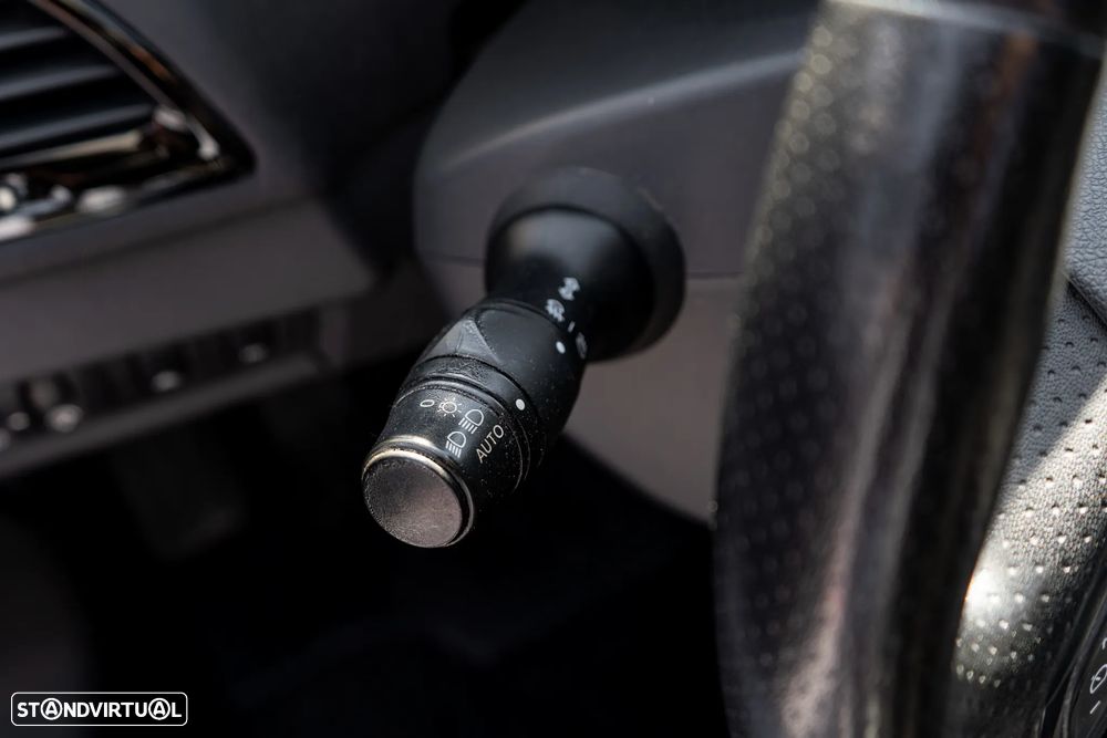 Renault Mégane Coupe Energy dCi 130 FAP Start & Stop Bose Edition - 15