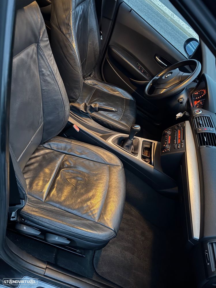 BMW 116 i Confort - 6