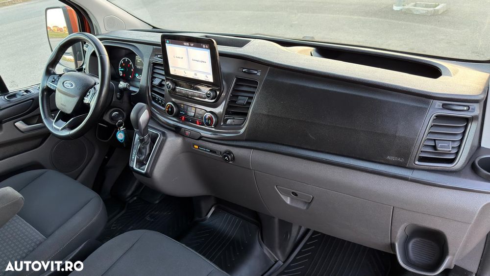 Ford Tourneo Custom - 7