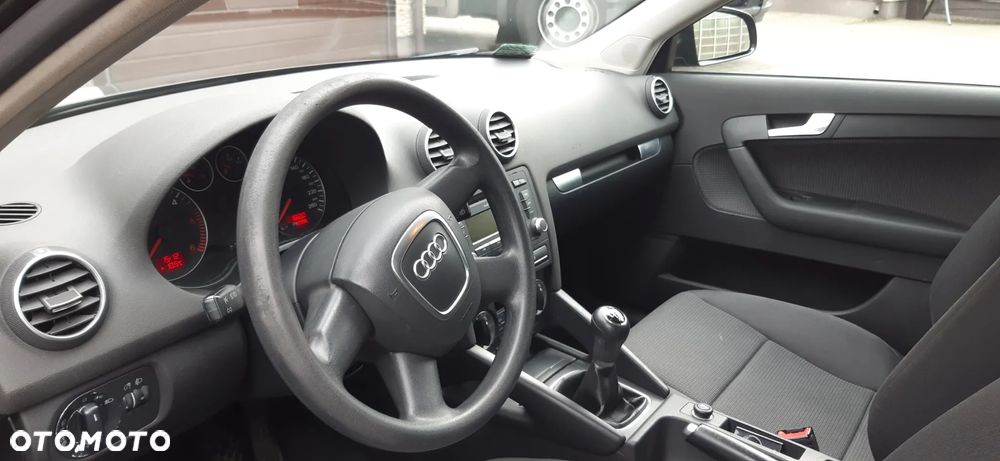 Audi A3 2.0 TDI DPF Ambiente - 6