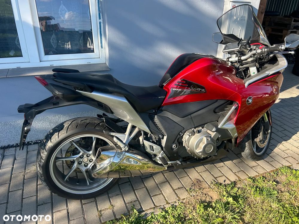 Honda VFR - 5
