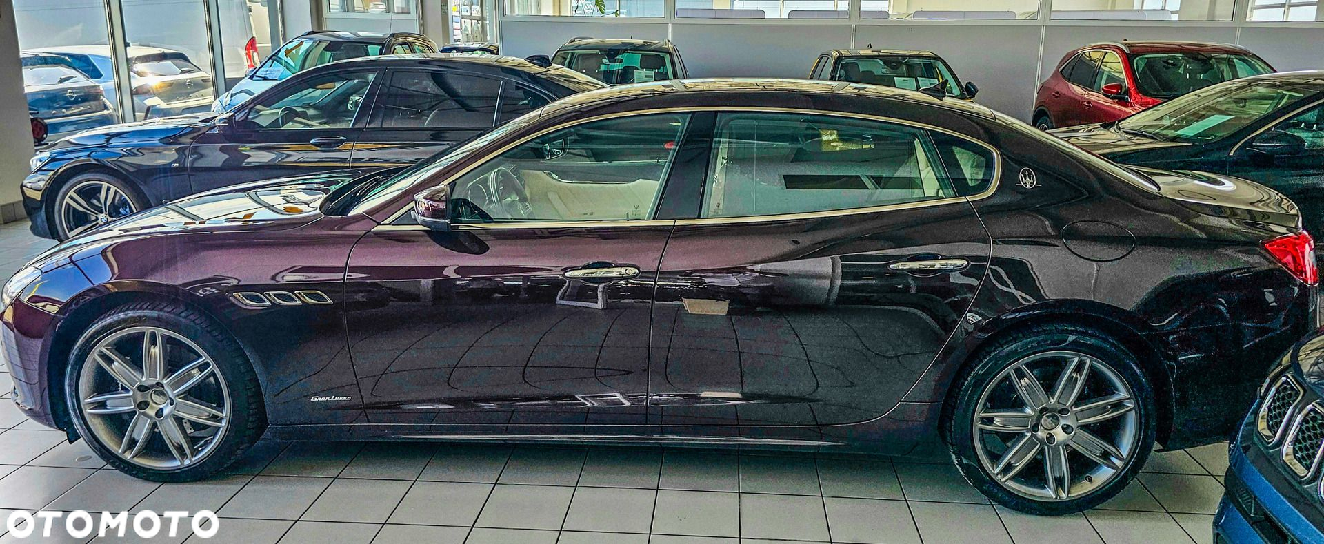 Maserati Quattroporte - 9