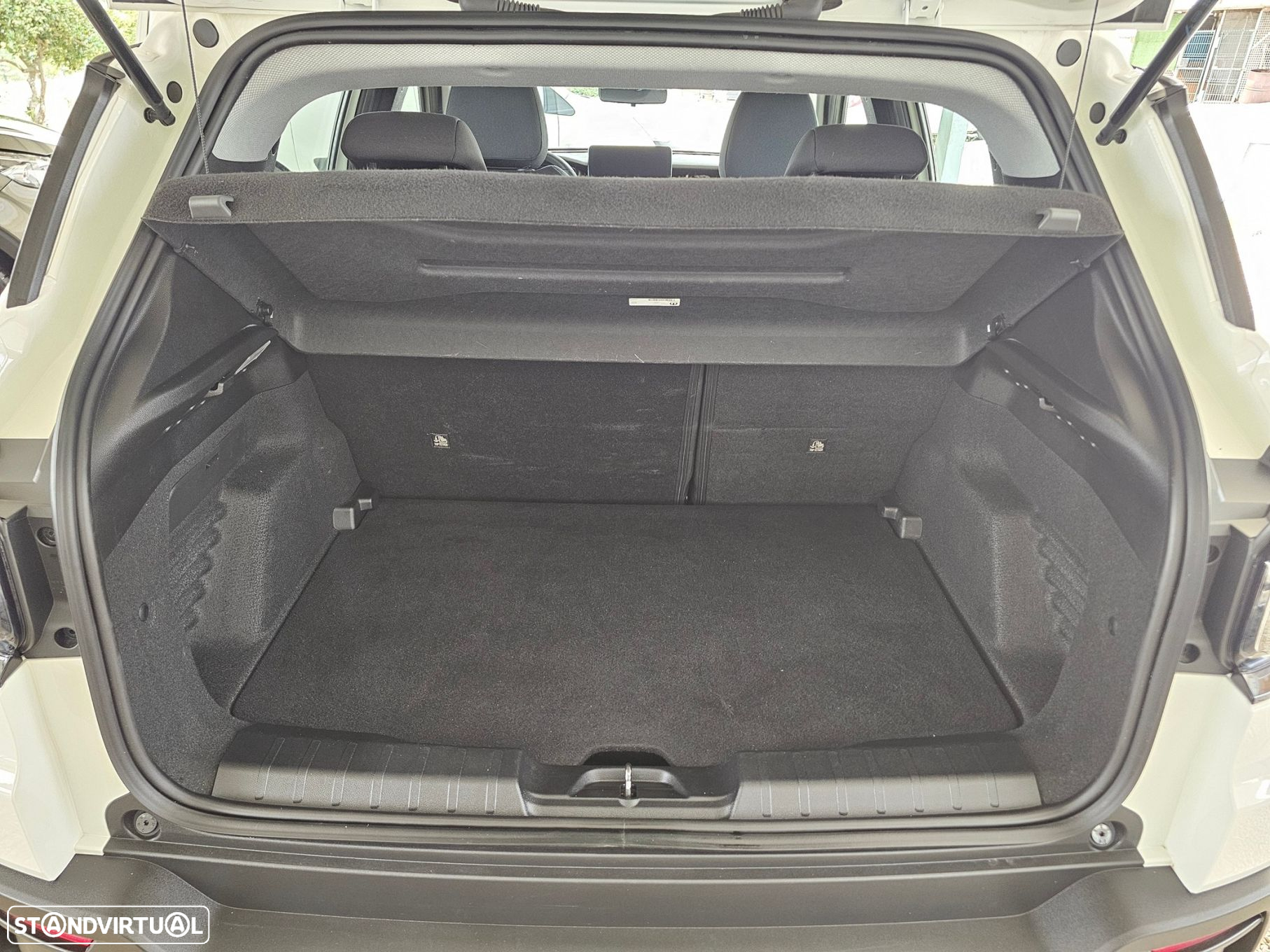 Jeep Avenger 54 kWh Longitude - 19