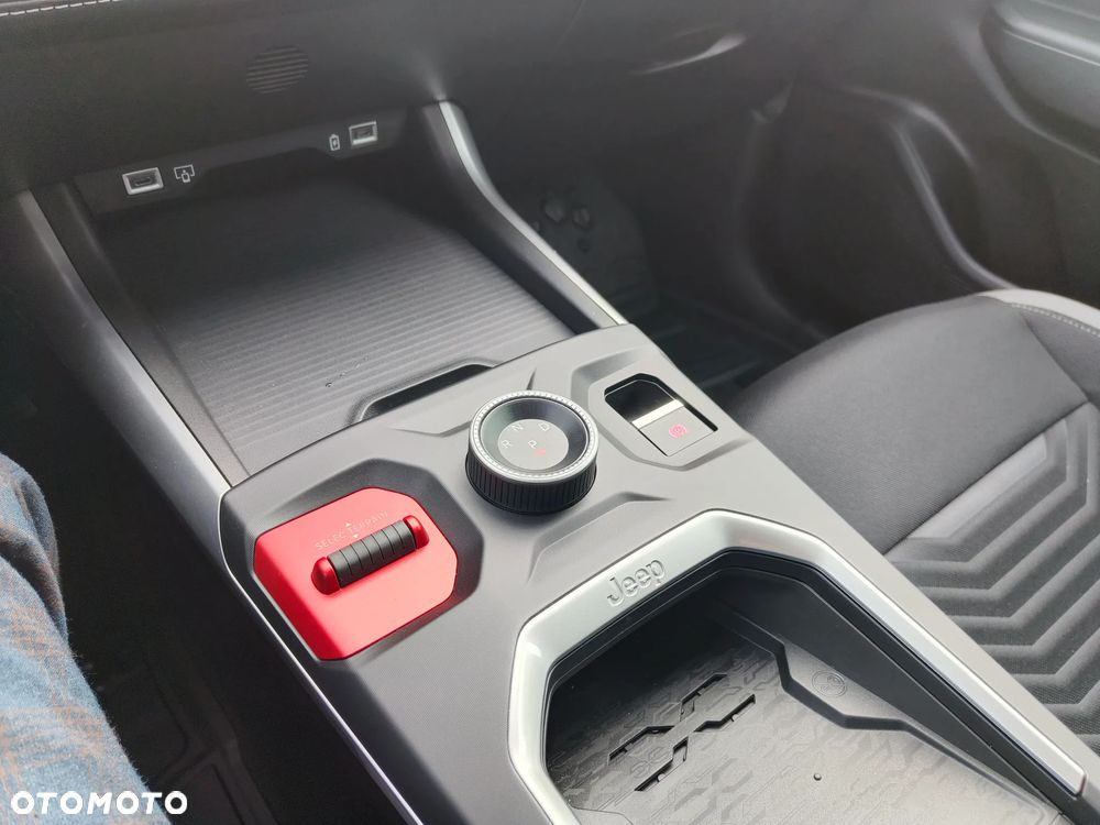 Jeep Compass 73.7kWh Altitude FWD - 20