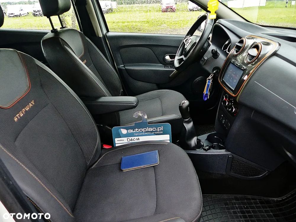 Dacia Sandero Stepway 0.9 TCe Laureate S&S - 25