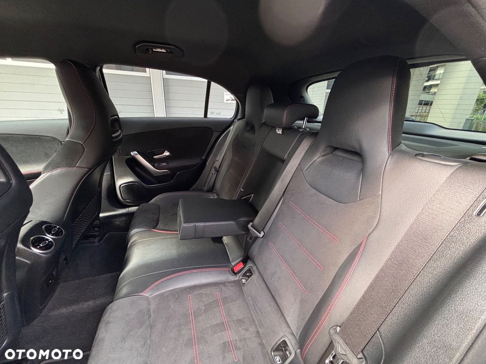 Mercedes-Benz Klasa A 180 AMG Line 7G-DCT - 18