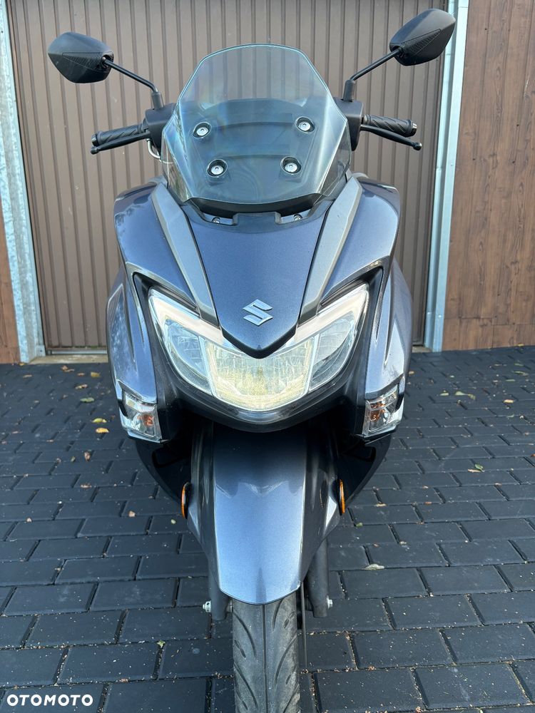Suzuki Burgman - 9