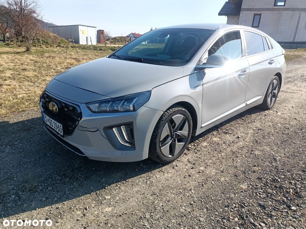 Hyundai IONIQ - 1