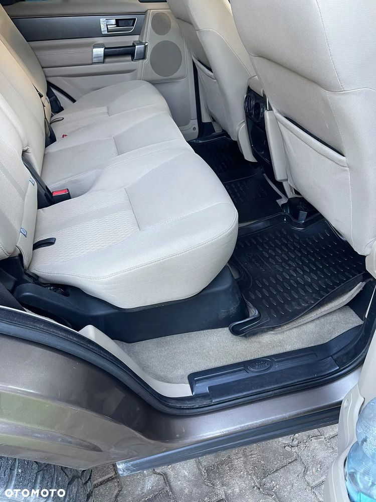 Land Rover Discovery TD V6 S - 12