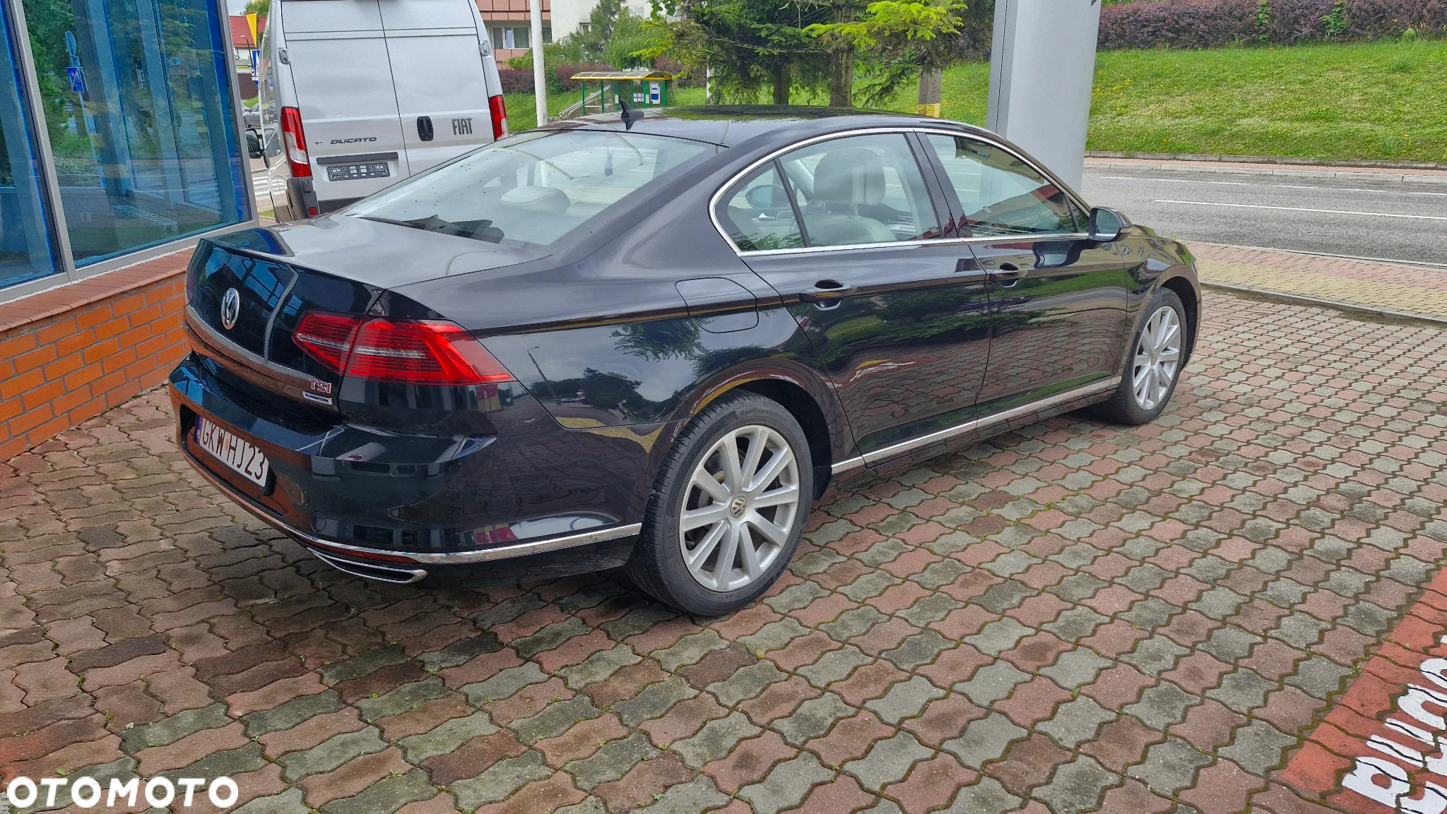 Volkswagen Passat - 6