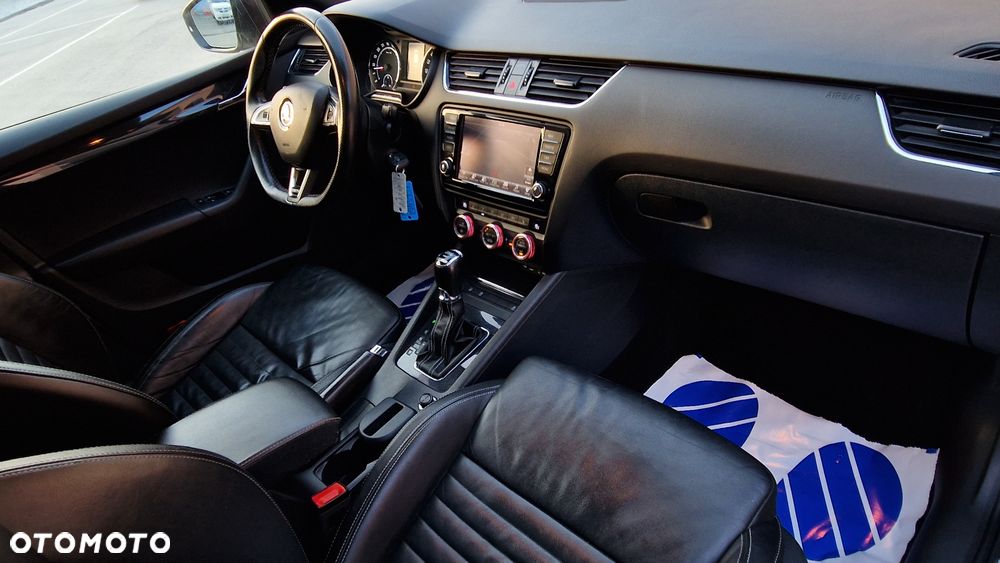 Skoda Octavia 2.0 TDI (Green tec) DSG RS - 28